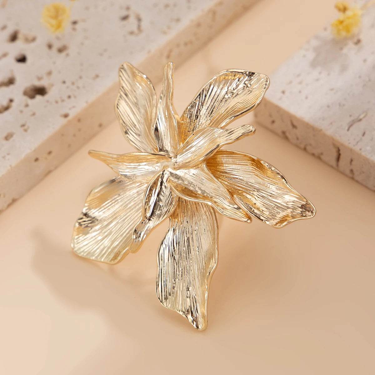 Salircon Double Layered Metal Flower Ring for Women